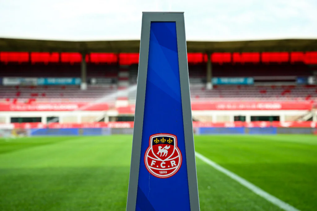 Rouen – Laval : sur quelle chaîne et à quelle heure suivre le barrage Ligue 2 / National ?