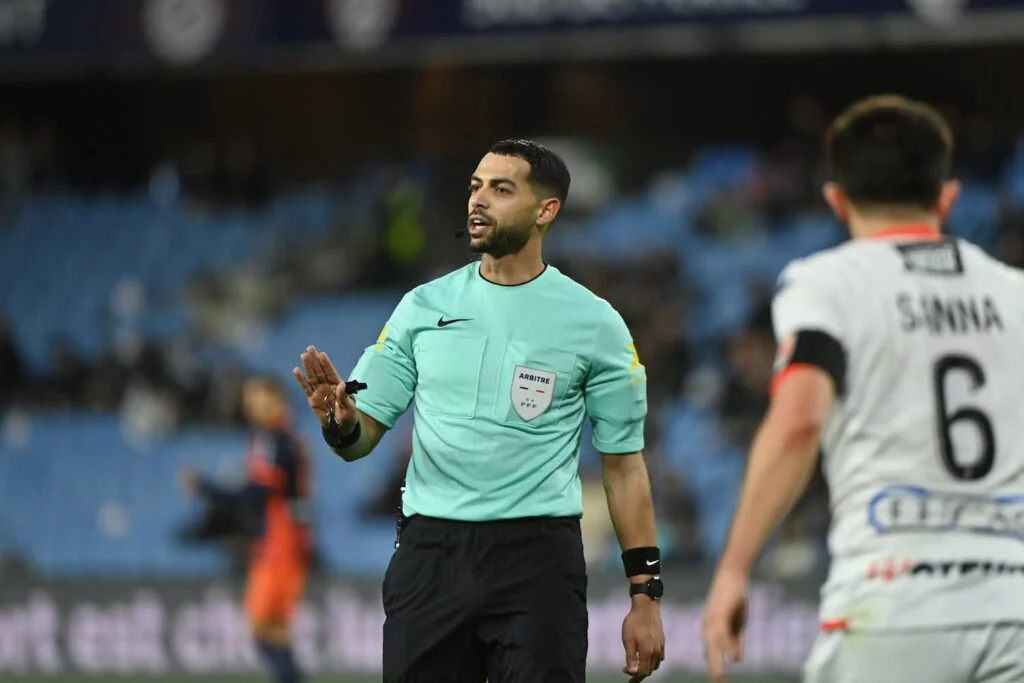 Arbitrage : trois nouveaux arbitres promus en Ligue 1 pour la saison 2026-2027