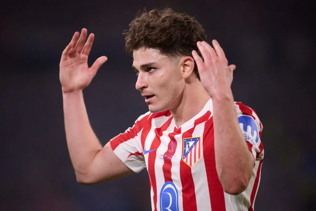 La Liga : Julian Alvarez absent de l’entraînement du jour, le torchon brûle