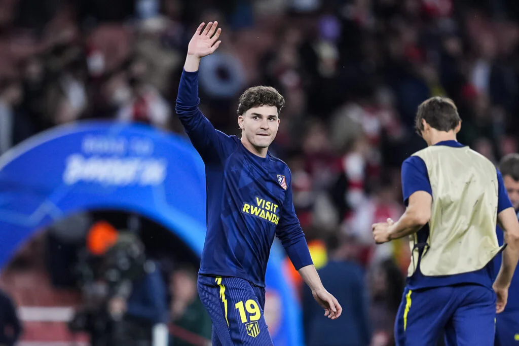 FC Barcelone : Rebondissement total pour Julian Alvarez qui ne signera pas au Barça