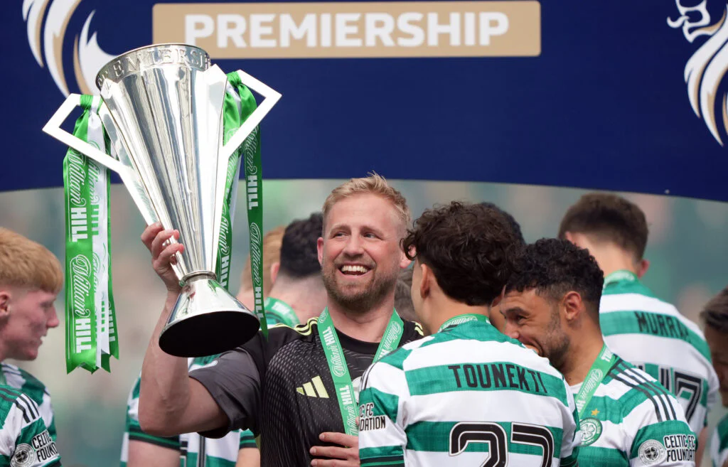 Football : à 39 ans, Kasper Schmeichel annonce la fin d’une carrière marquée par un exploit historique
