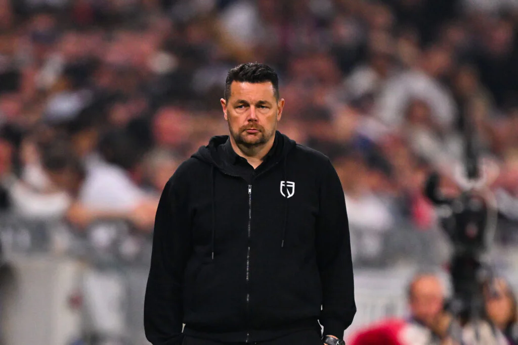 RC Lens : « Il doit privilégier son ambition personnelle », Pierre Sage déjà sur le départ ?