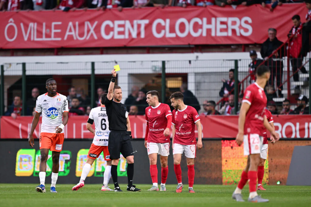 Ligue 2 : « On a appris en arrivant qu’il n’y aurait pas de VAR », polémique autour de Rouen/Laval ?