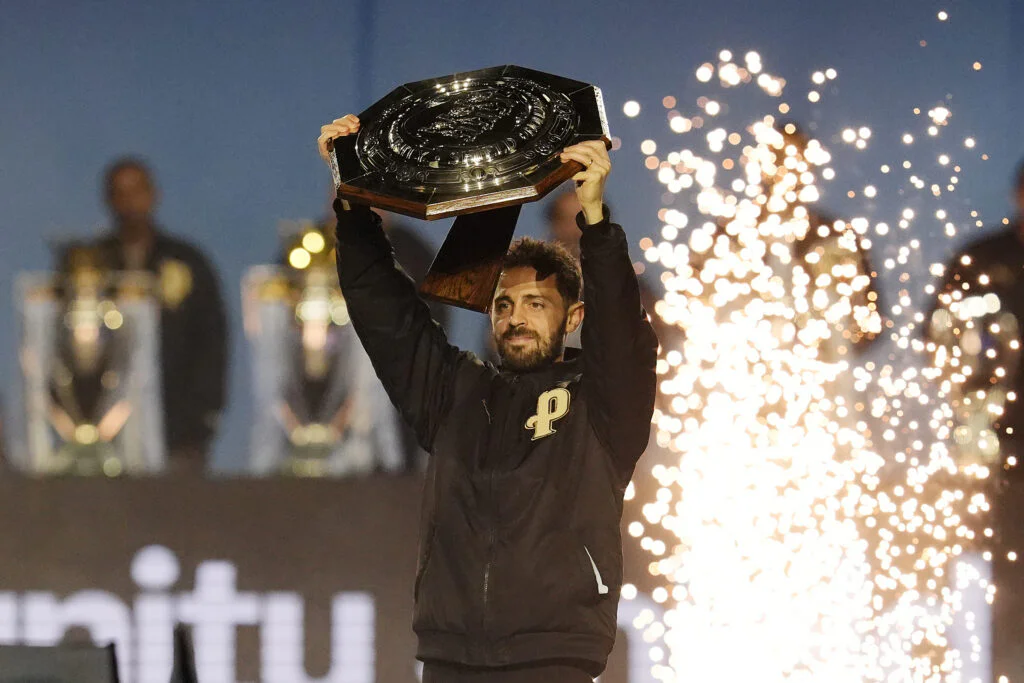 Mercato : le Barça frappe encore, Bernardo Silva débarque libre en Catalogne