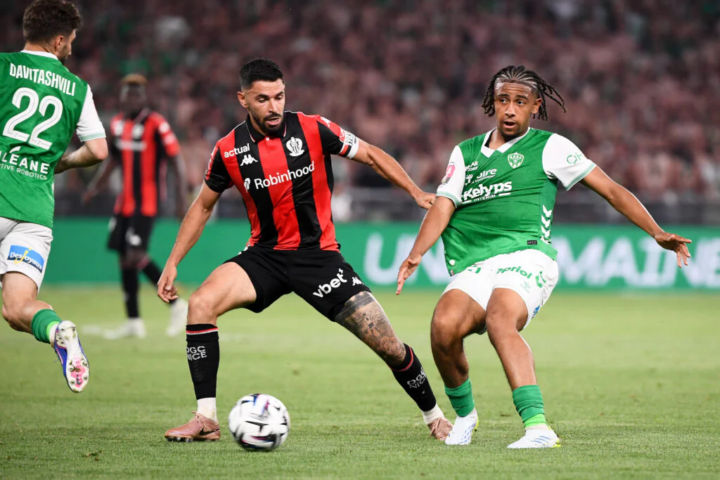 Saint-Étienne gâche l’avantage du Chaudron face à Nice