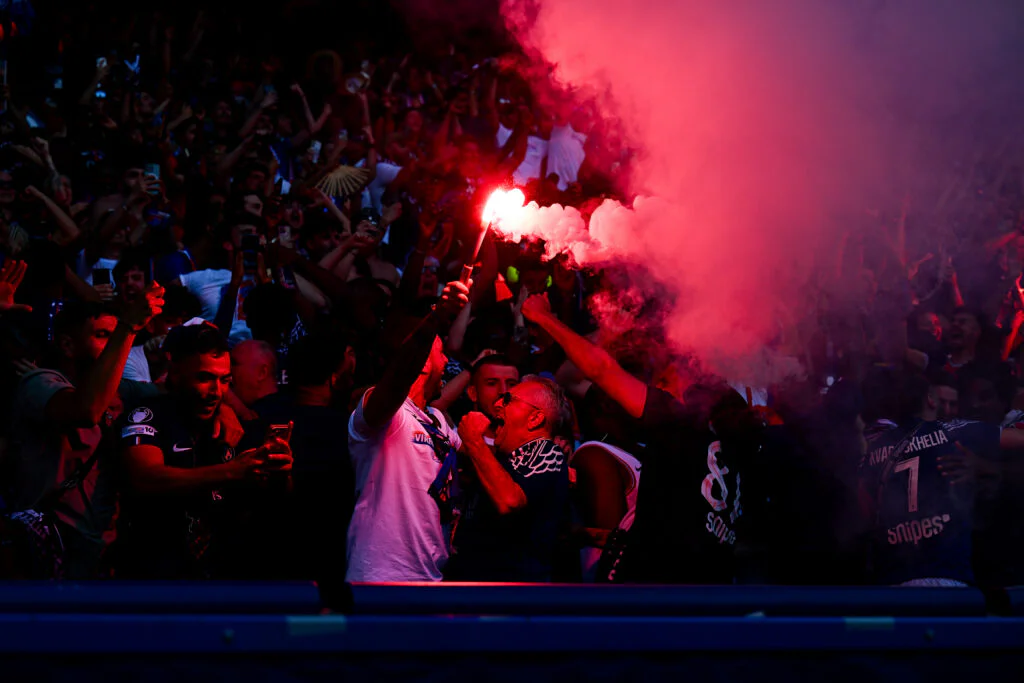 Le PSG remporte la Ligue des Champions, la capitale en fête