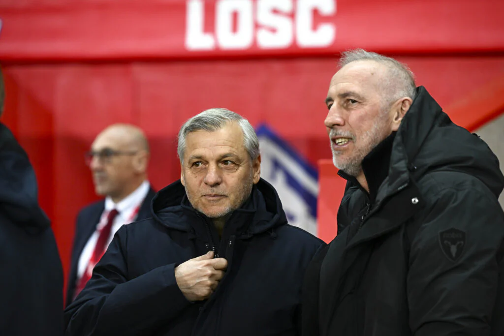 Ligue 1 : la valse des entraîneurs s’emballe, l’OM, Lens et six autres clubs cherchent leur futur coach au mercato