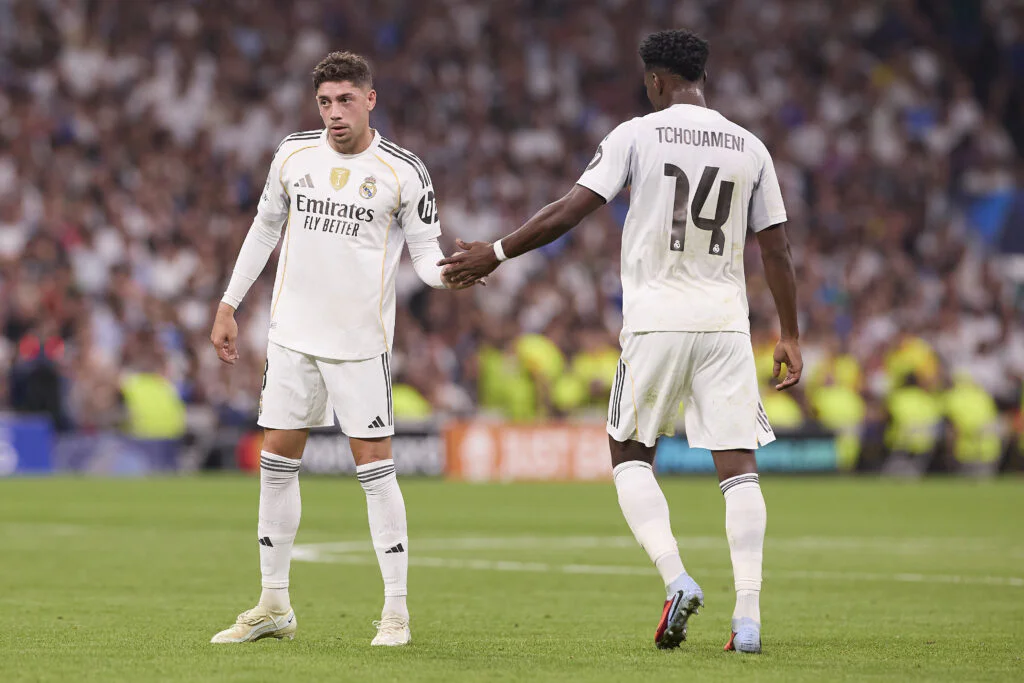 Real Madrid : Aurélien Tchouaméni et Federico Valverde sacrifiés pour Michael Olise ?