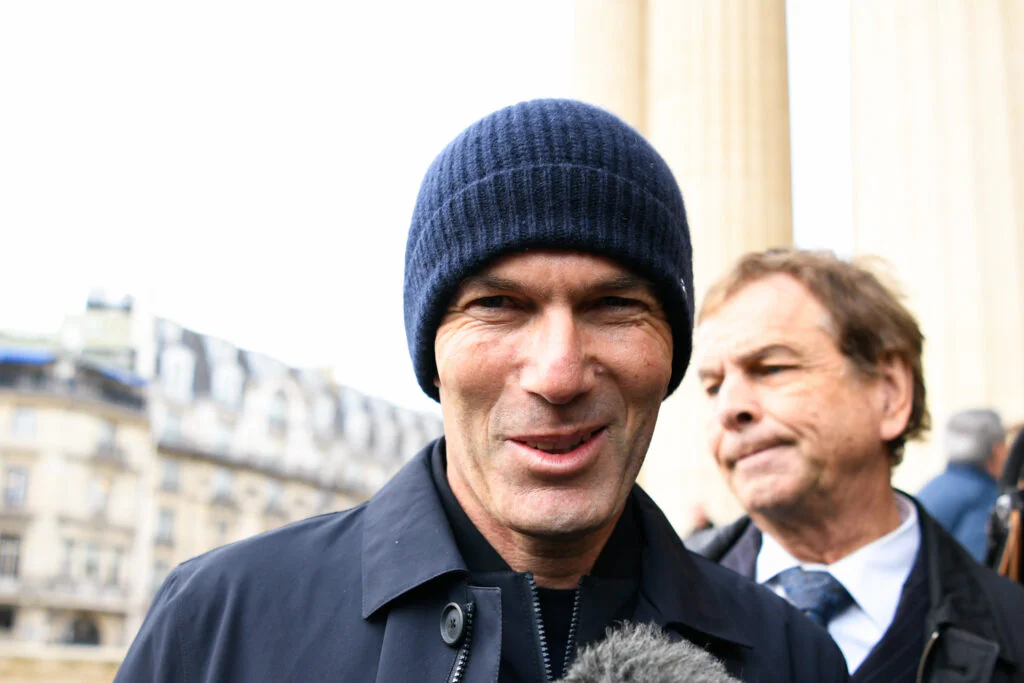 Coupe du Monde : pourquoi Zinédine Zidane snobe la France pour l’Algérie ?