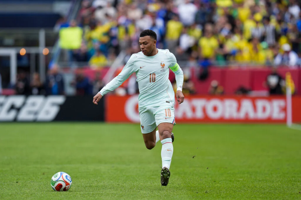 Maillot vert de la France : quand les Bleus le porteront-ils à la Coupe du monde 2026 ?