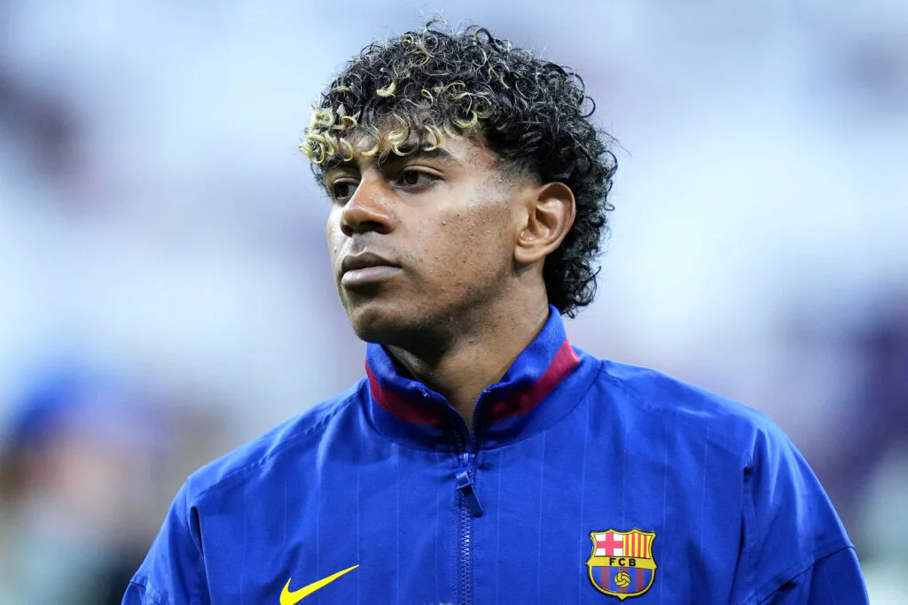 FC Barcelone : Lamine Yamal met en avant ses arguments pour remporter le Ballon d’Or