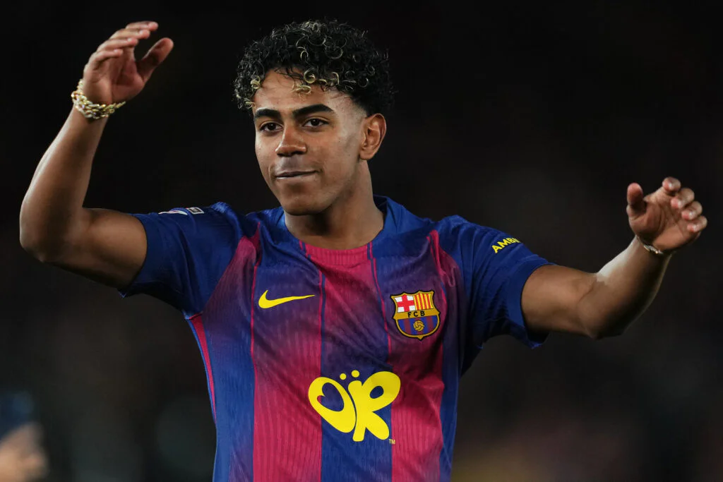 Barça : trop de talents pour onze places, le casse-tête doré de La Masia
