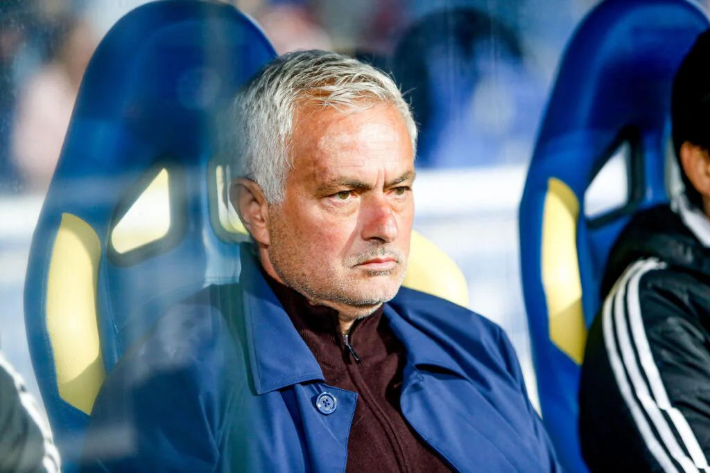 Real Madrid : José Mourinho veut chiper un joueur pisté par le PSG