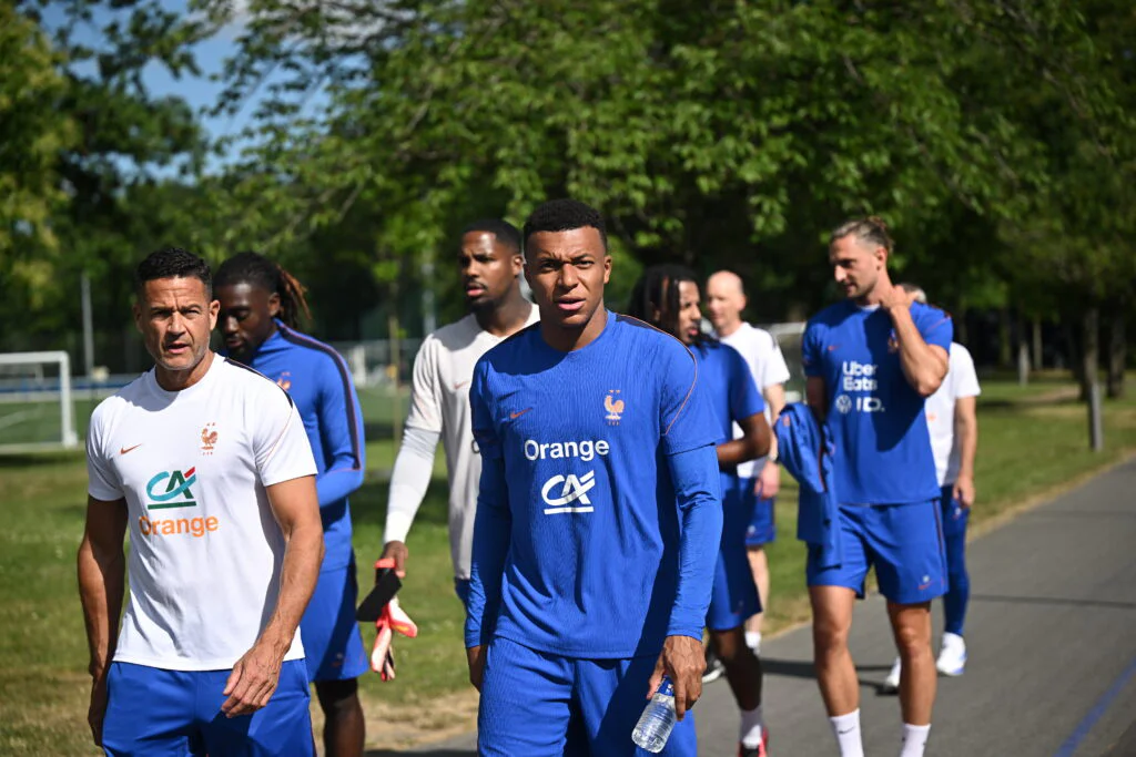 Équipe de France : le bras de fer sur les billets des proches au Mondial agace les Bleus