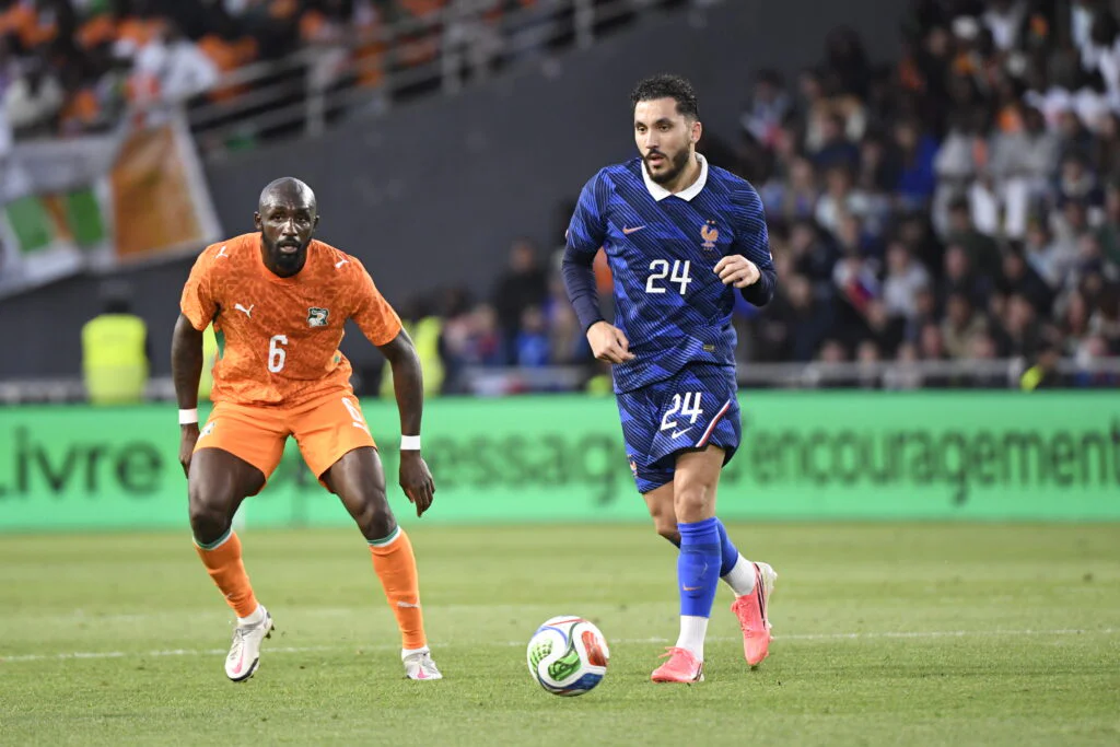 Equipe de France : Les explications hilarantes de Rayan Cherki sur sa photo avec les Bleus
