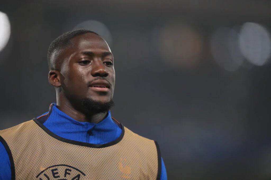 Equipe de France : Ibrahima Konaté relégué en tant que quatrième défenseur central ?