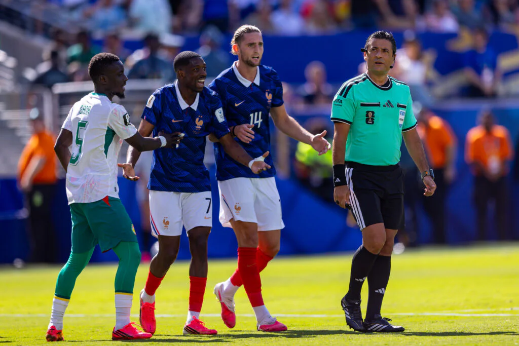 Equipe de France : Le Penalty refusé à Kylian Mbappé au coeur d’une grosse polémique