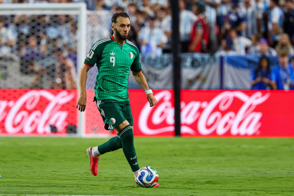 VIDÉO : portée par Gouiri, l’Algérie renverse la Jordanie et garde son destin en main, les buts en images