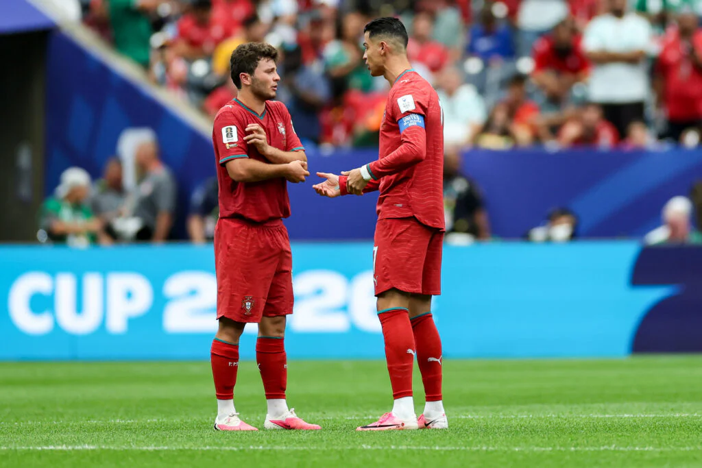 Portugal : Joao Neves harcelé sur les réseaux sociaux après une grosse critique sur Cristiano Ronaldo