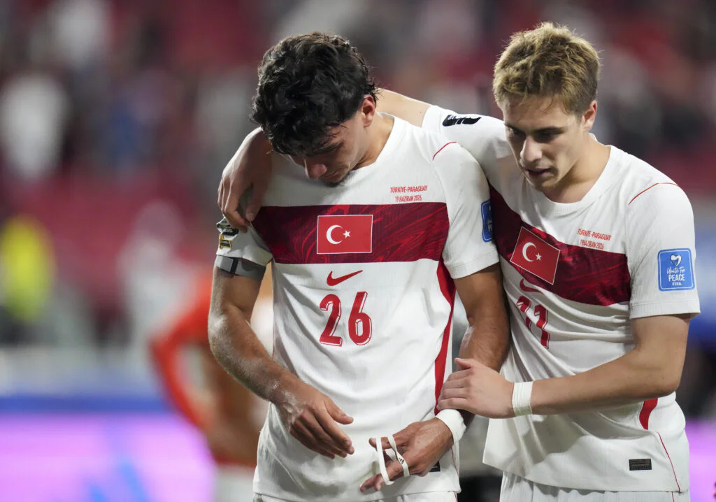 Zéro but, deux défaites, 85 millions de déçus : pourquoi la Turquie sombre déjà au Mondial