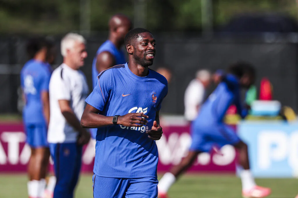 Equipe de France : Didier Deschamps défend Ousmane Dembélé après son match loupé face au Sénégal
