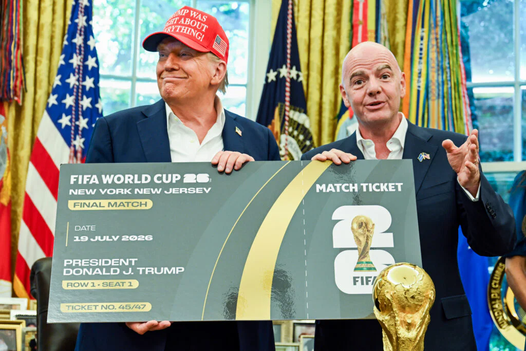 Finale de la Coupe du monde : le geste inédit que Trump s’apprête à faire avec le trophée