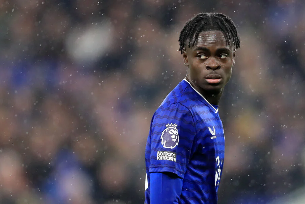 Mercato : Chelsea perd l’un de ses jeunes ailiers parti pour Everton