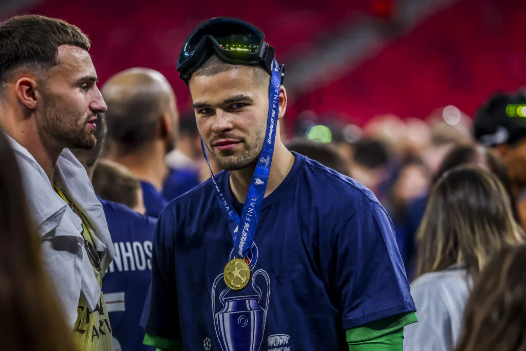 PSG : Lucas Chevalier ne se sent pas bien à Paris ? Un proche du gardien fait de grosses révélations