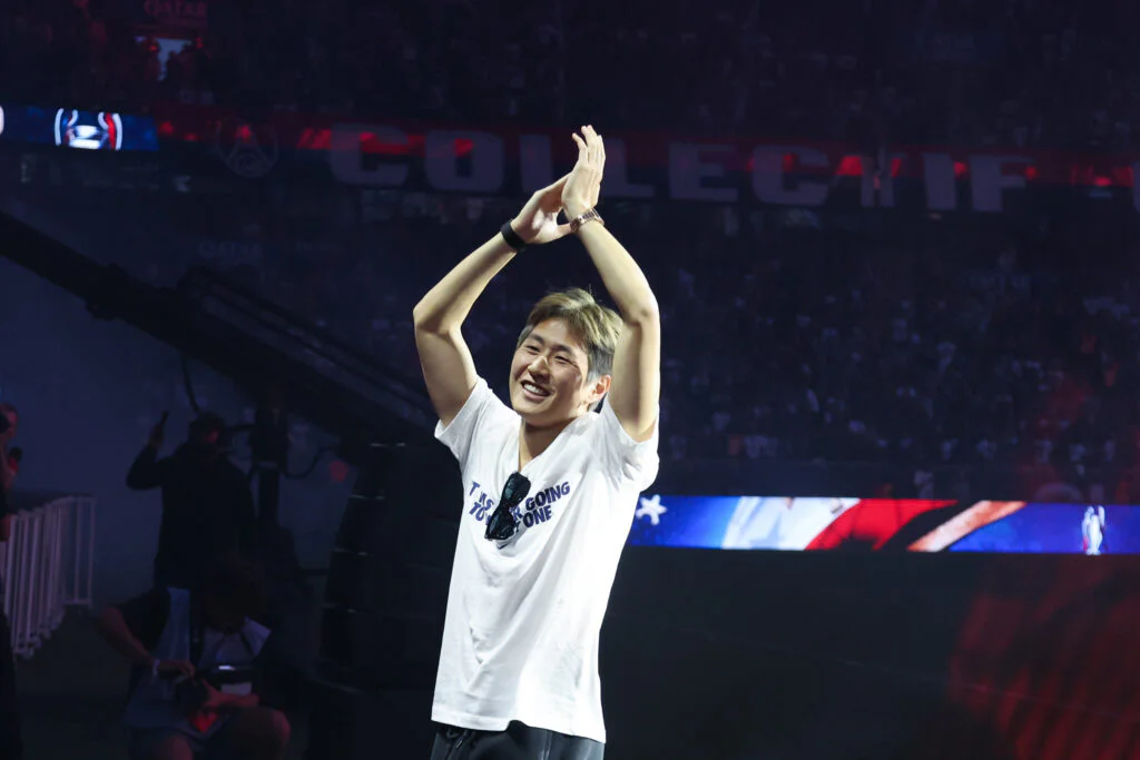 « Je pars avec une immense gratitude » : le superbe message d’adieu de Kang-in Lee après son départ du PSG vers l’Atletico de Madrid