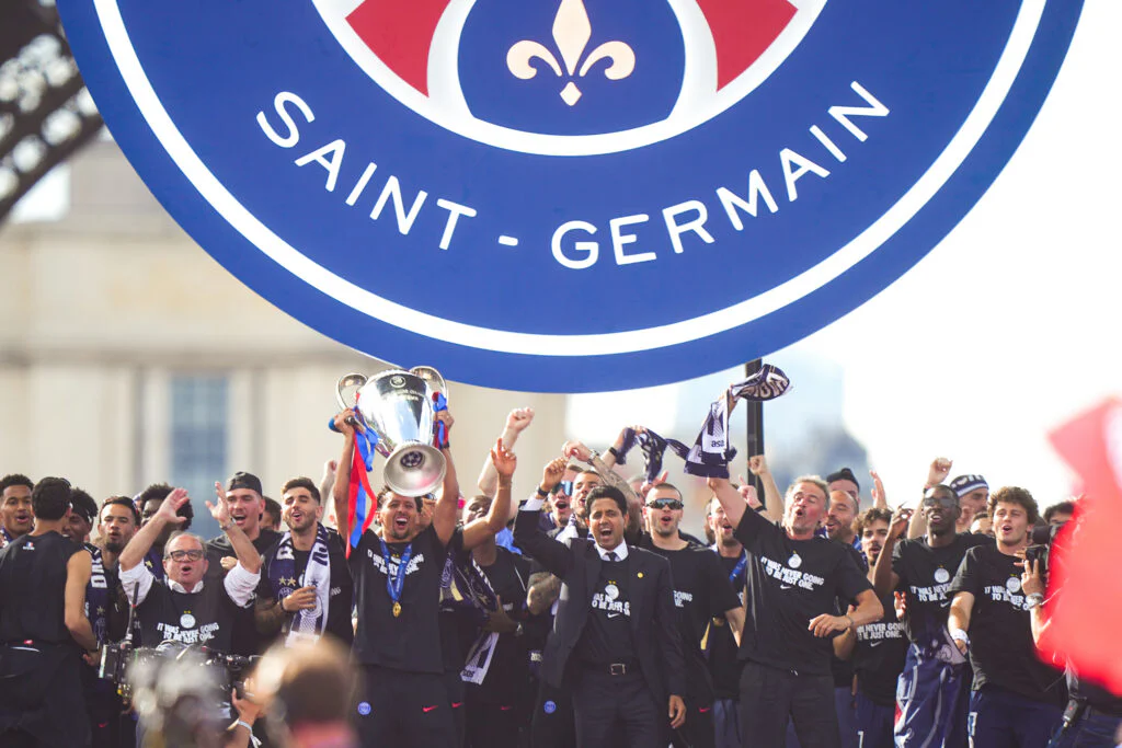 PSG : « Deux scouts différents au même match », la méthode originale de Luis Campos pour surveiller les jeunes joueurs