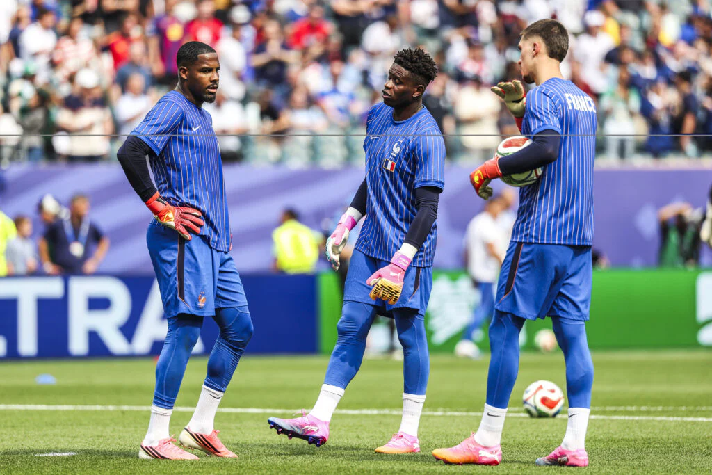Un international français pisté pour remplacer Emiliano Martinez ?