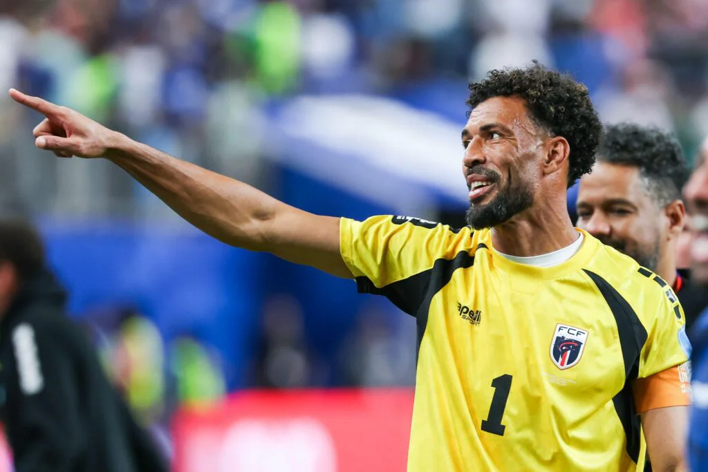 Mercato : Colo-Colo, Maroc… L’improbable imbroglio autour de Vozinha, gardien sensation de la Coupe du Monde 2026
