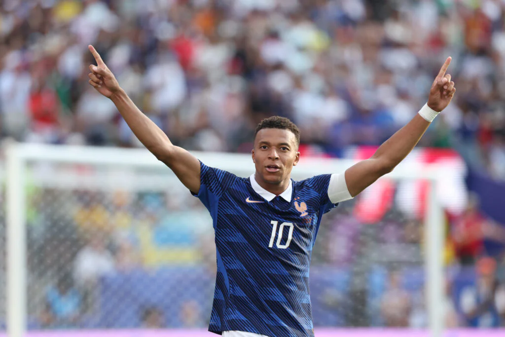 France-Suède : Mbappé en patron, les Bleus déroulent et filent en huitièmes