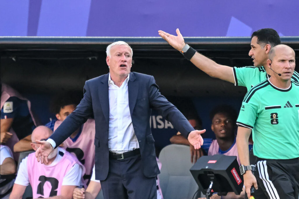 Insultes contre la mère de Deschamps, la réponse ferme du sélectionneur du Paraguay