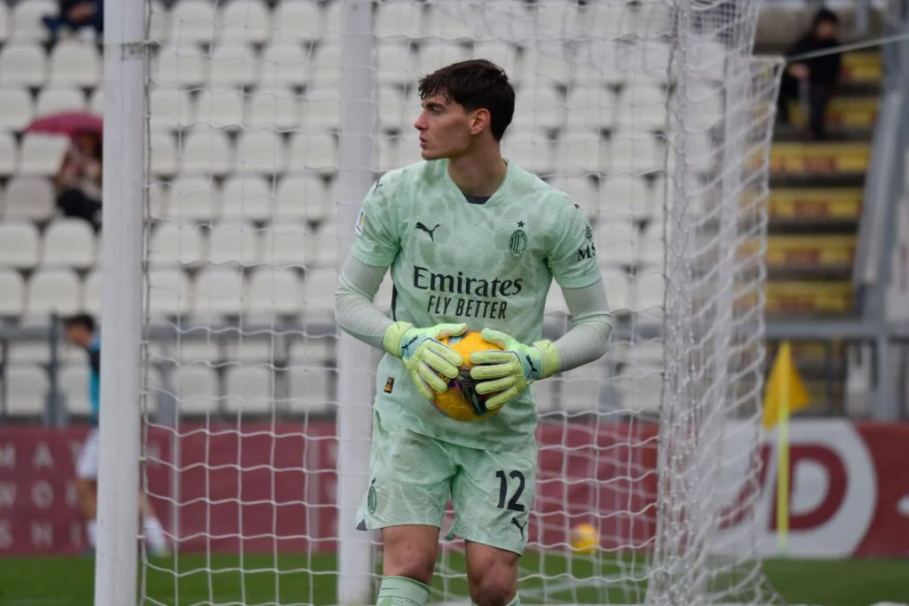 PSG : Alessandro Longoni devient la première recrue de l’été pour Paris