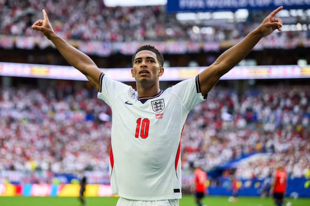 Bellingham brise le rêve norvégien : l’Angleterre s’arrache en prolongation et file en demi-finale