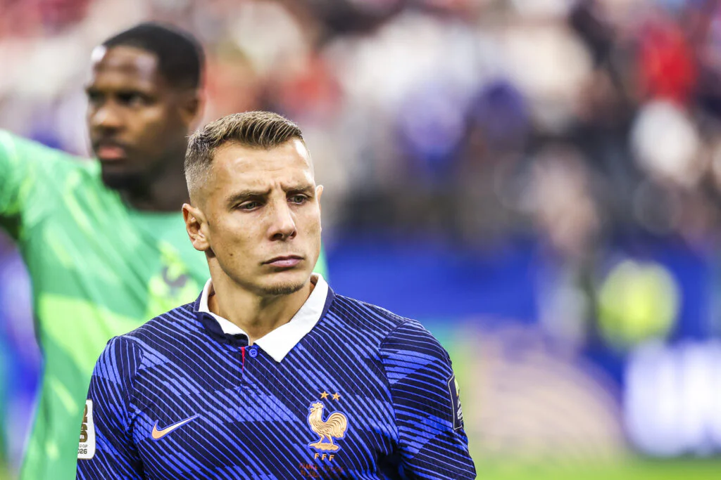 « La fin d’un rêve » : le message poignant de Lucas Digne après l’élimination des Bleus