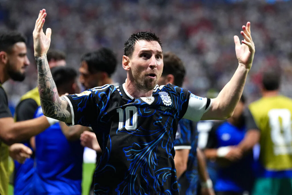 Coupe du monde : l’Argentine crucifie l’Angleterre dans les arrêts de jeu et rejoint l’Espagne en finale