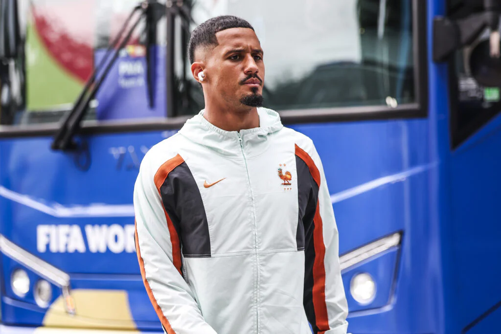 Arsenal donne des nouvelles de William Saliba et elles ne sont pas très bonnes