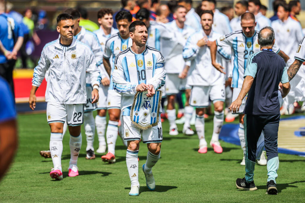 L’Argentine exclue de la coupe du monde, avec 23 316 108 signatures cette pétition a frôlé un record du monde