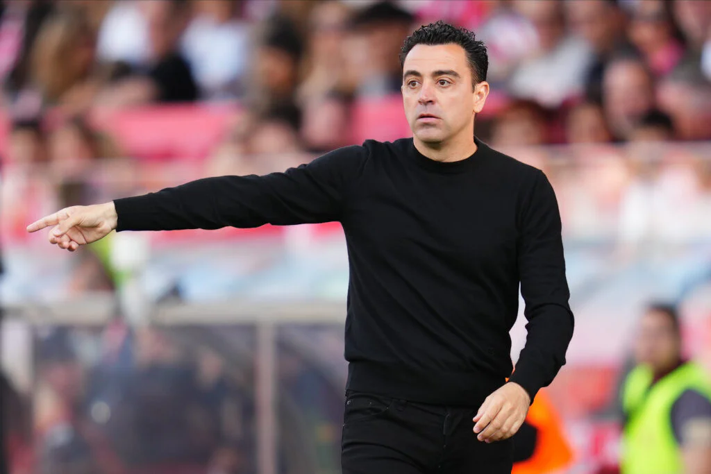 « Un enfant du football néerlandais » : la nomination surprise de Xavi à la tête des Pays-Bas