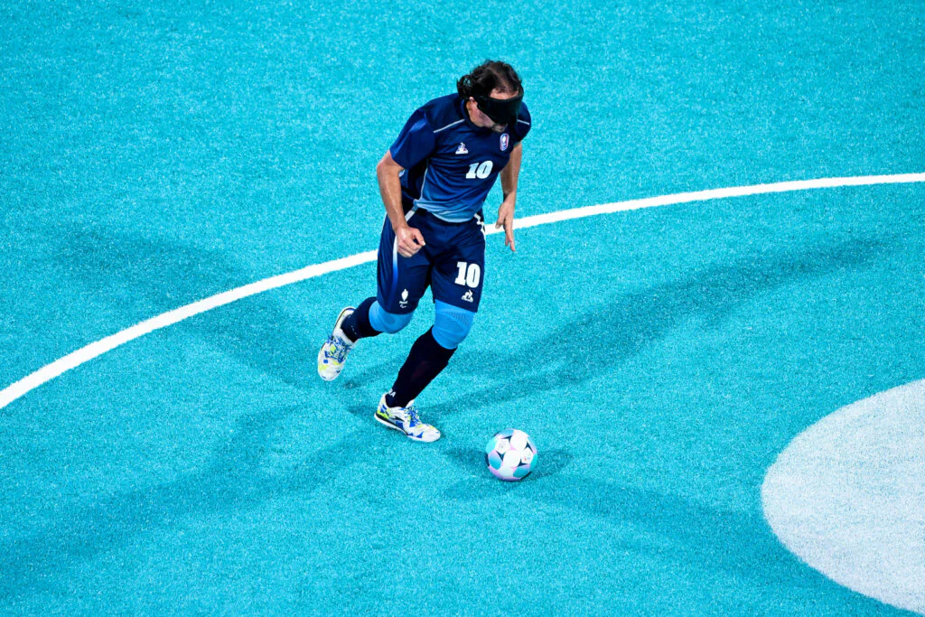 Cécifoot : quadruplé de Villeroux, les Bleus lancent leur Euro par un festival face à l’Angleterre