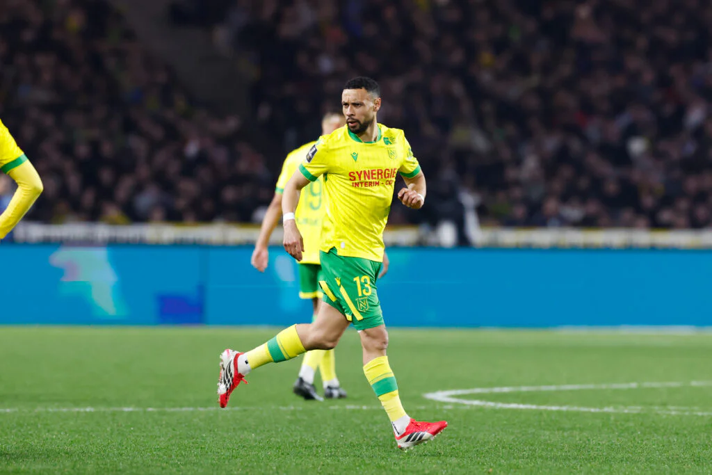 Ligue 2 – Touché à l’œil face à Nantes, ce joueur pourrait manquer plusieurs mois de compétition