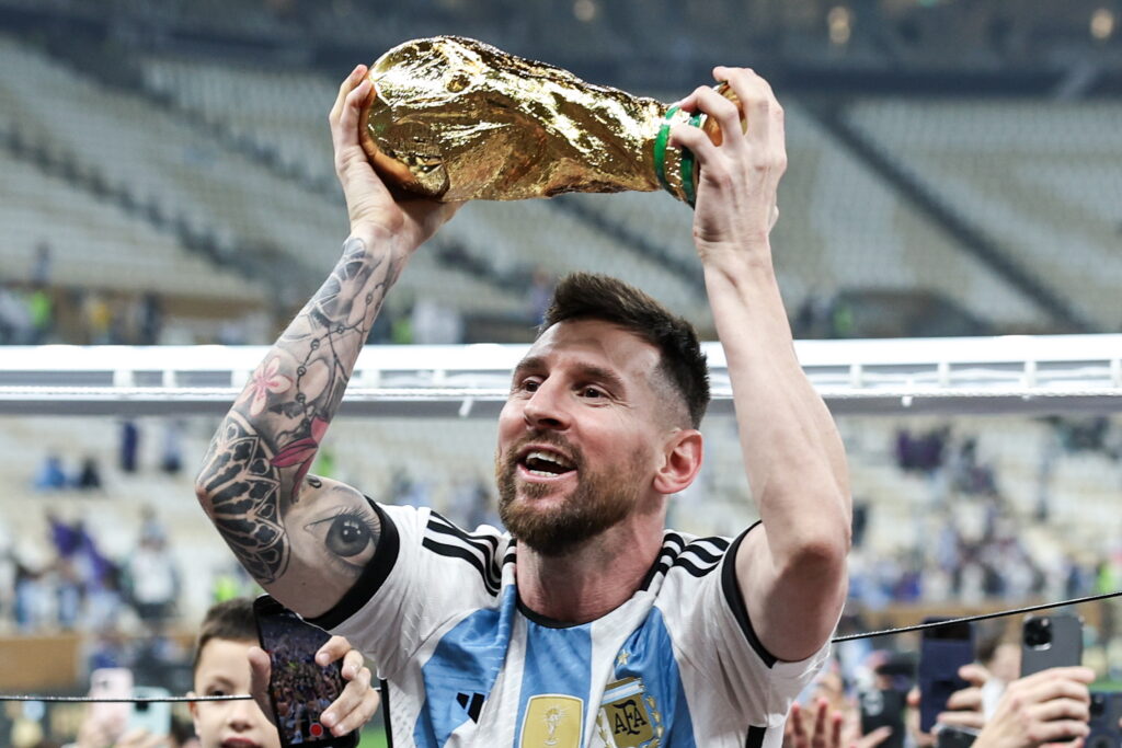 Messi met fin à sa carrière internationale Après 20 ans et 207 sélections