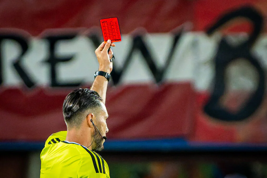 16 matchs, une seule défaite : l’arbitre du Trophée des champions réussit bien au PSG, Lens est prévenu