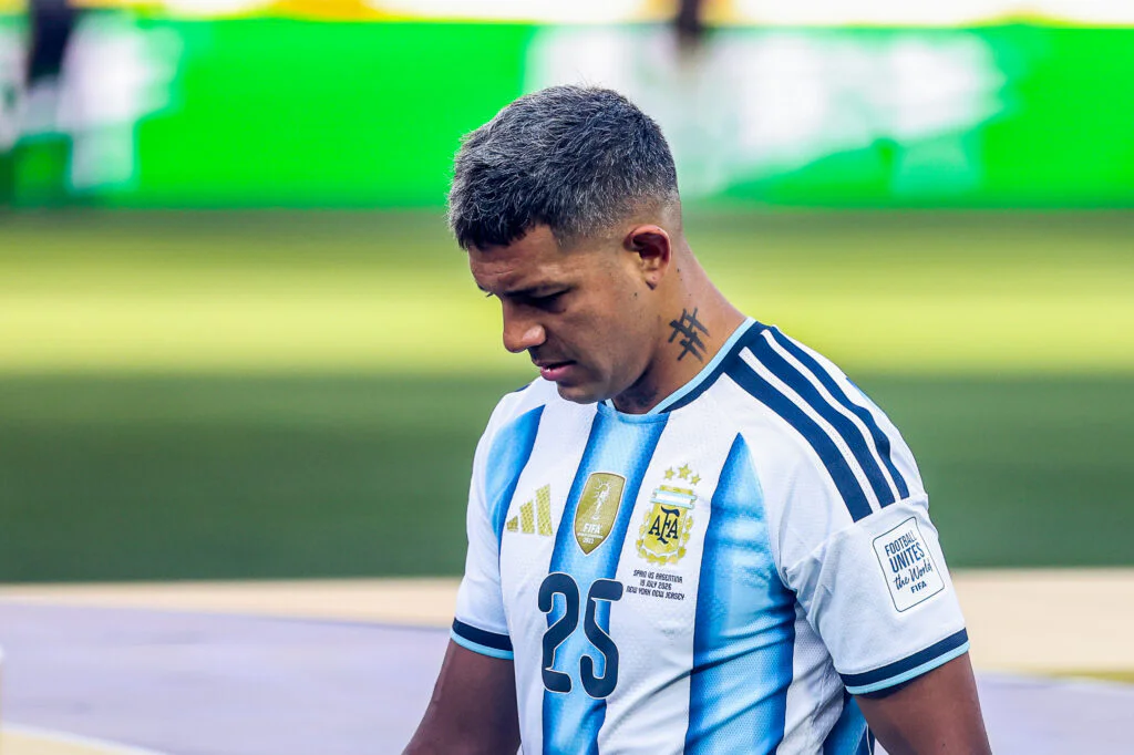 Mercato OM : Le remplaçant de Facundo Medina trouvé au Brésil ?