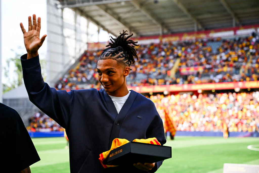 Ligue 1 : Un cadre du RC Lens incertain face à l’AS Monaco