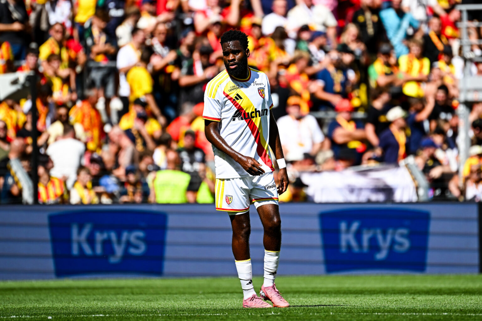 Coup dur pour le RC Lens, Odsonne Edouard touché aux adducteurs à quelques  jours du Trophée des Champions face au PSG