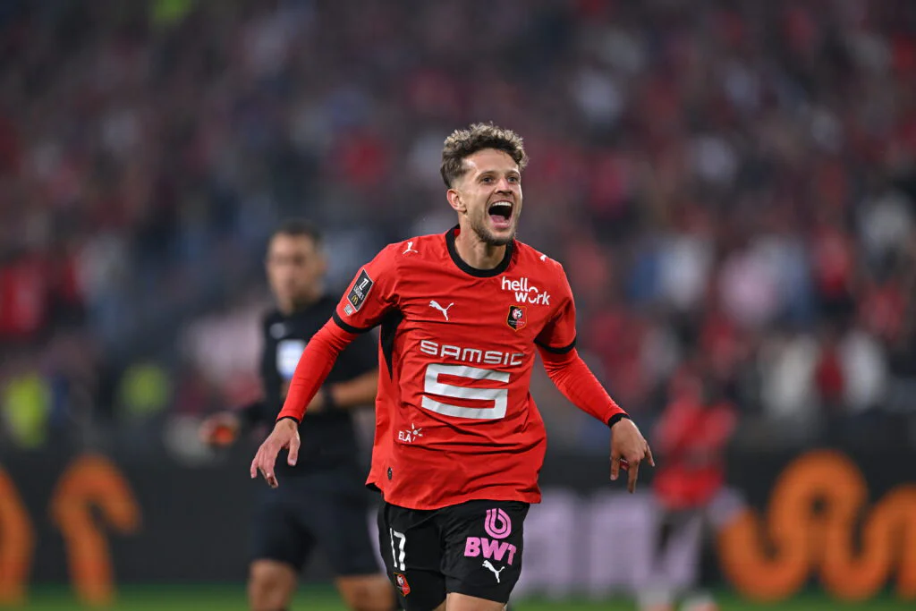 Vidéo : le missile de Szymanski qui fait exploser le Roazhon Park face au PSG