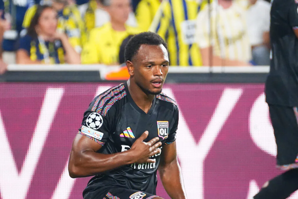 Openda buteur, Greenwood foudroyant : l’OL ramène un nul précieux d’Istanbul